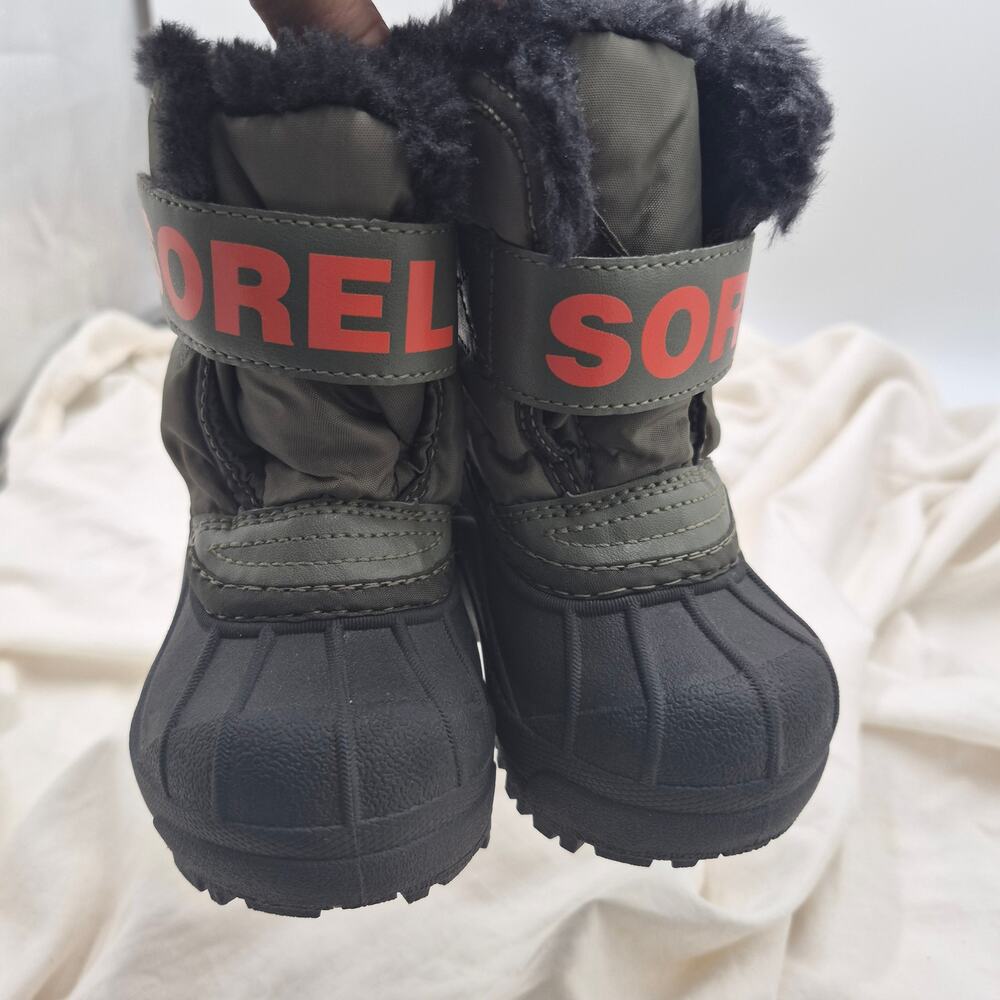 SOREL Snow Commander waterproof winter insulated Boots Green toddler size 4